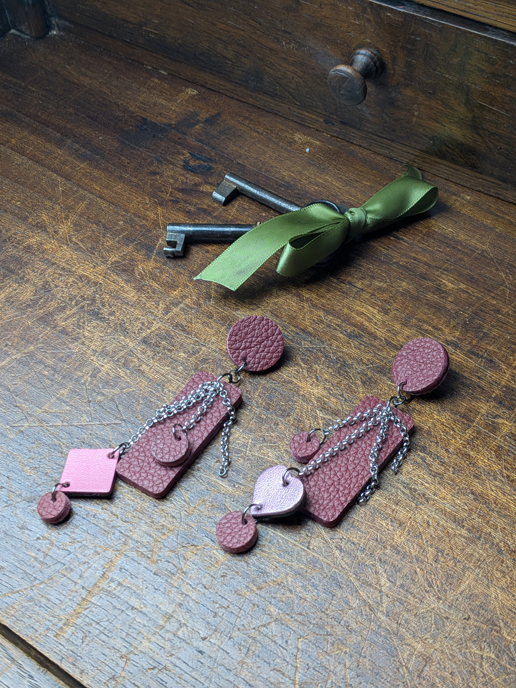 The Rose Wine Stellar | Dark Red & Metallic Rose Asymmetric Studs