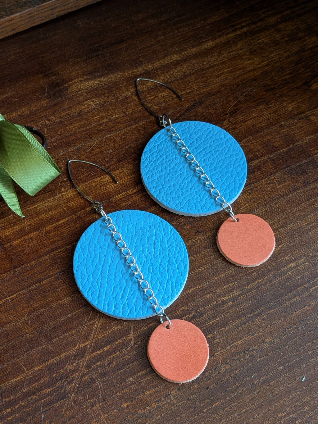 Cerulean & Coral Kinetic Chain Drop Earrings