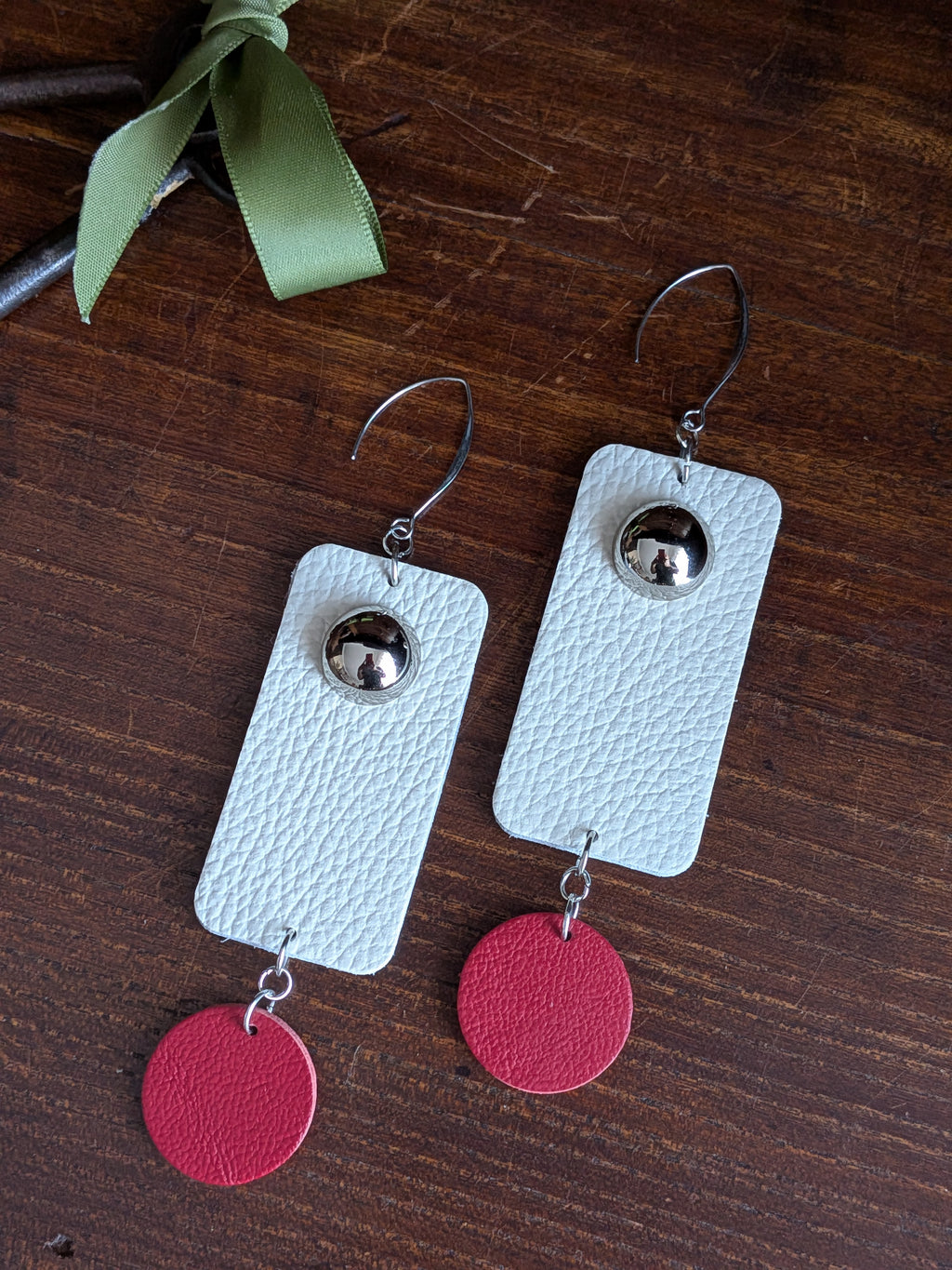Ivory & Crimson Geometric Drop Earrings