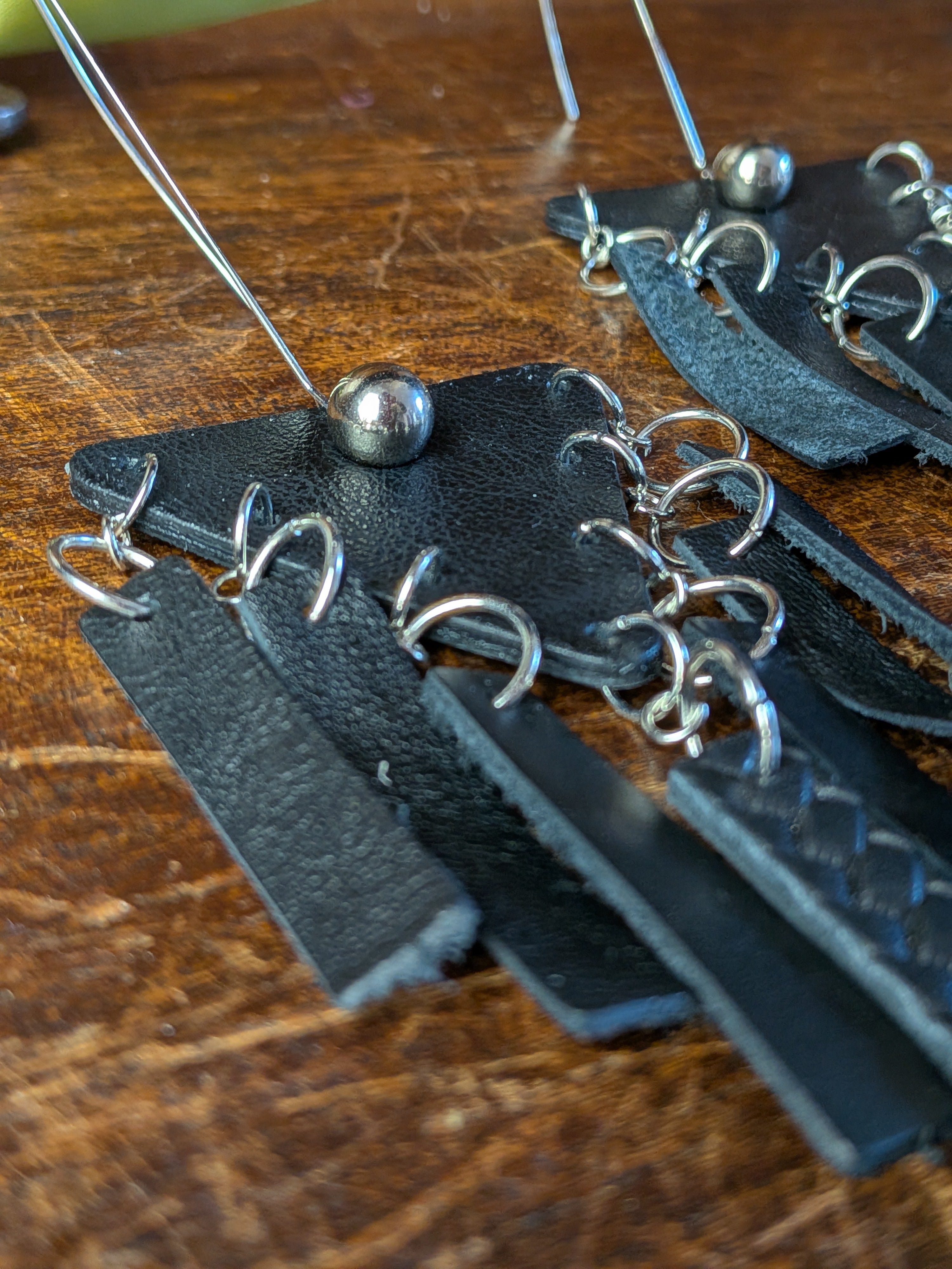 Night Shadow: Linear Bolt