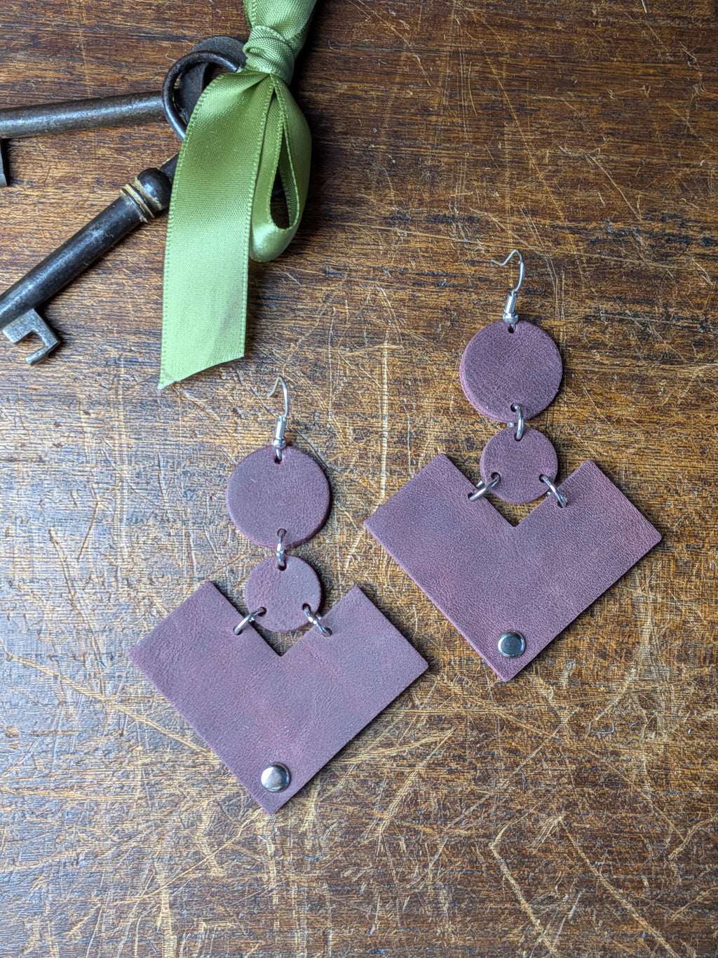 The Triple Pulse | Bordeaux Leather Geometric Drops