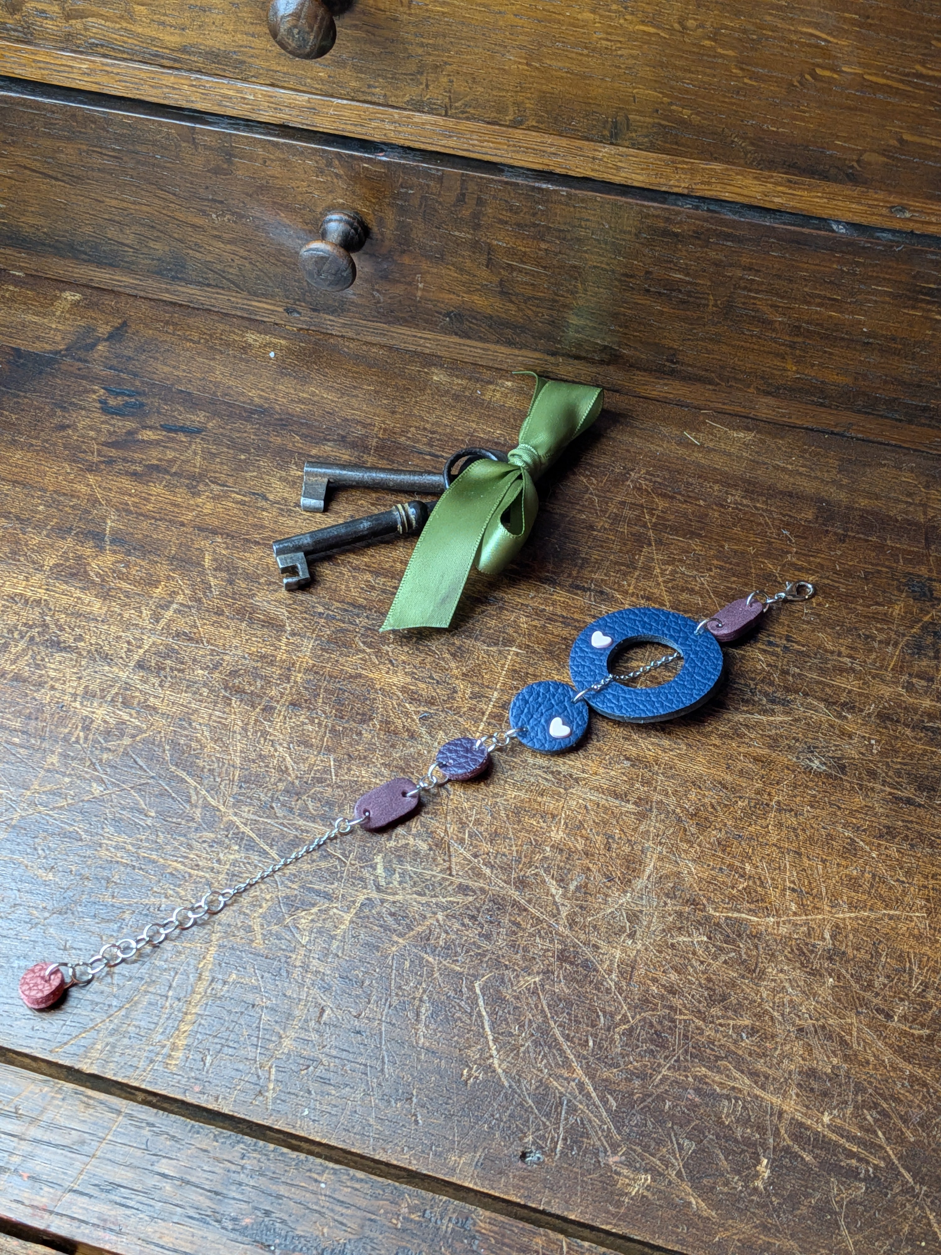 4-in-1 Transformable Leather Bracelet & Pendant – Navy, Aubergine & Wine