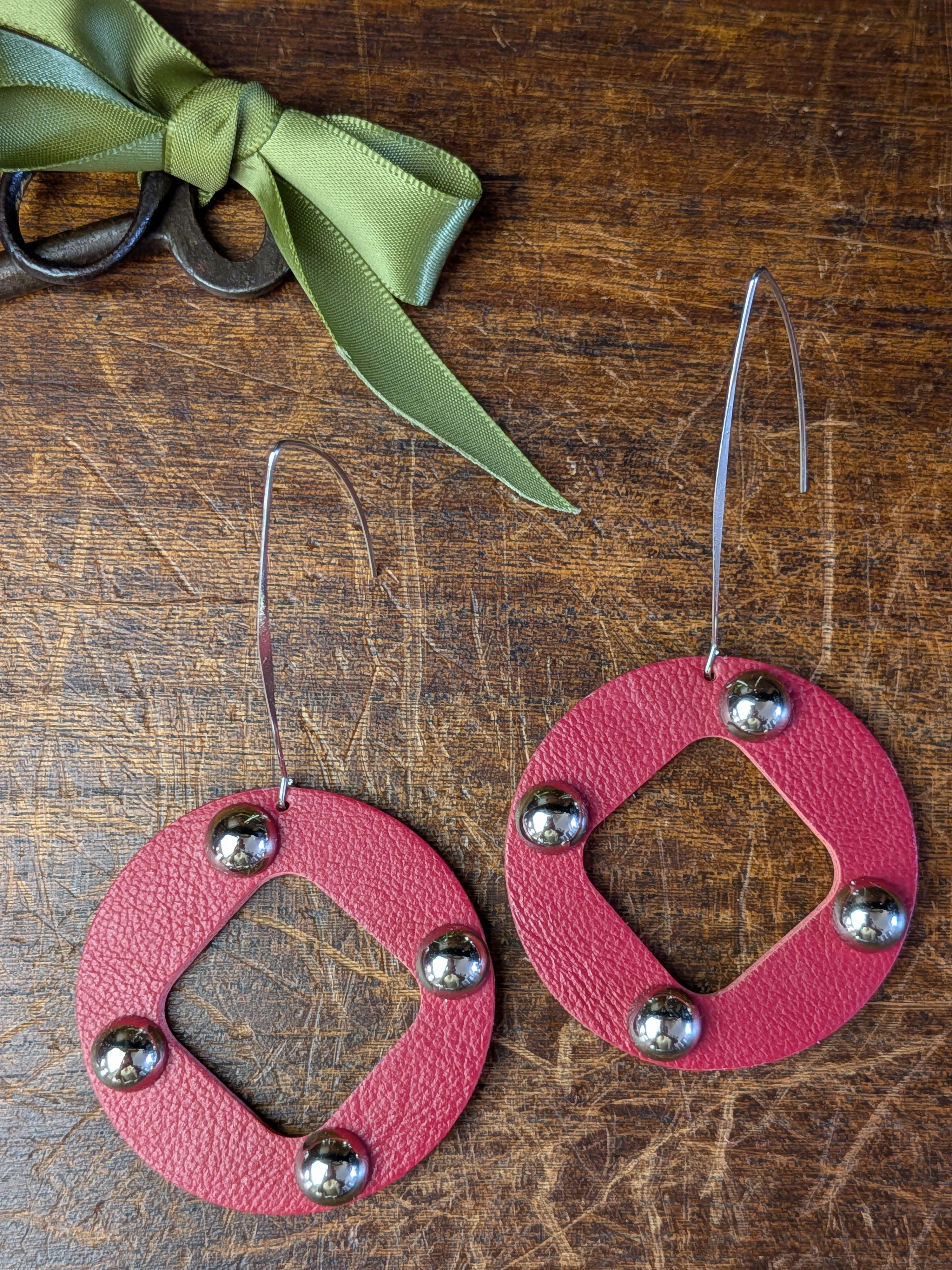 Quad-Sphere Crimson Halo Earrings