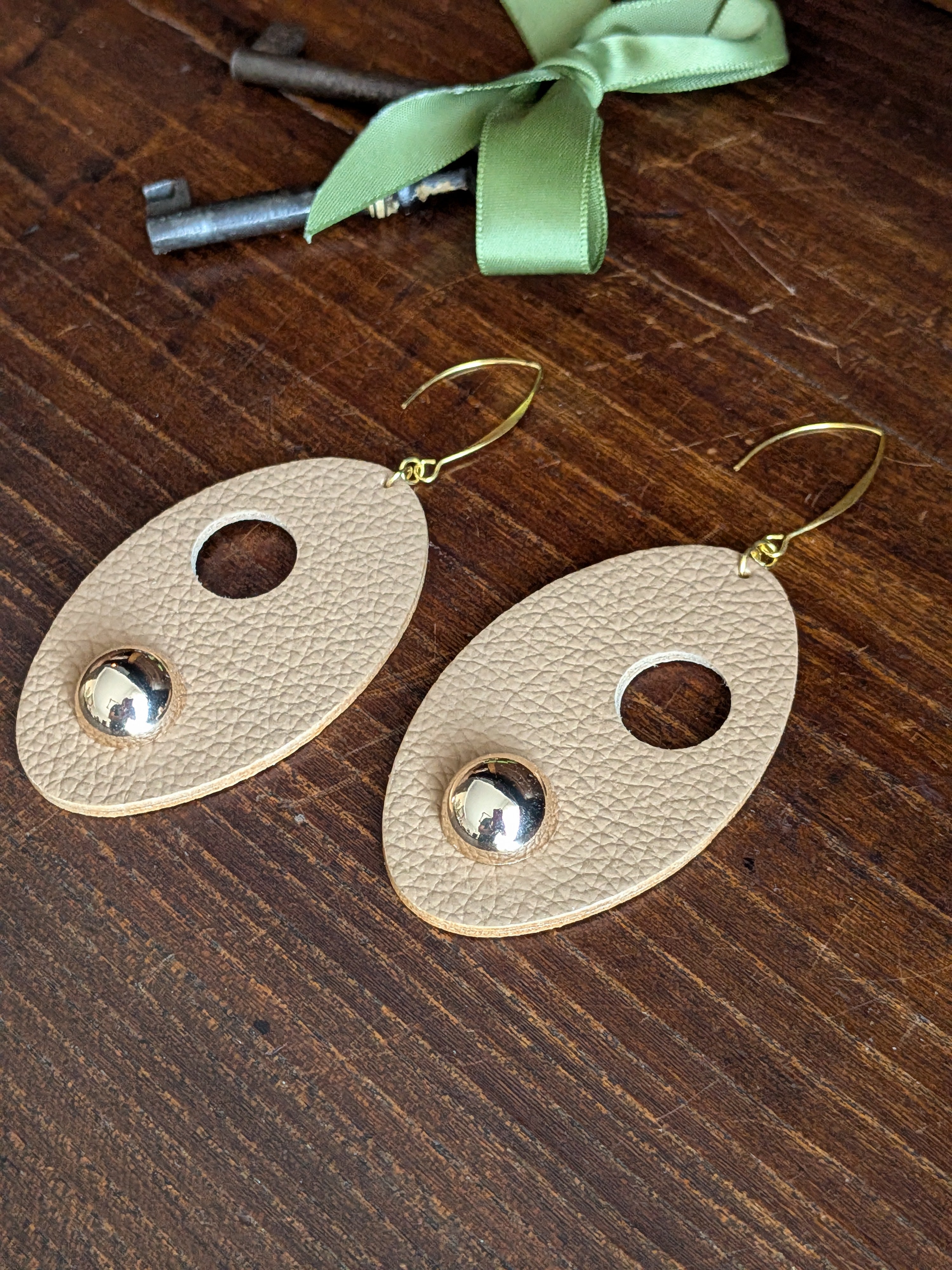 Sand Eclipse Oval Drop Earrings