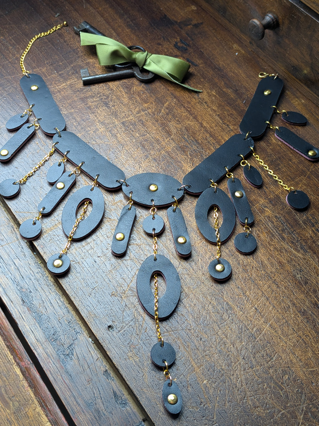MYSTIC FLOW | Reversible Leather Statement Necklace (Aubergine & Black)