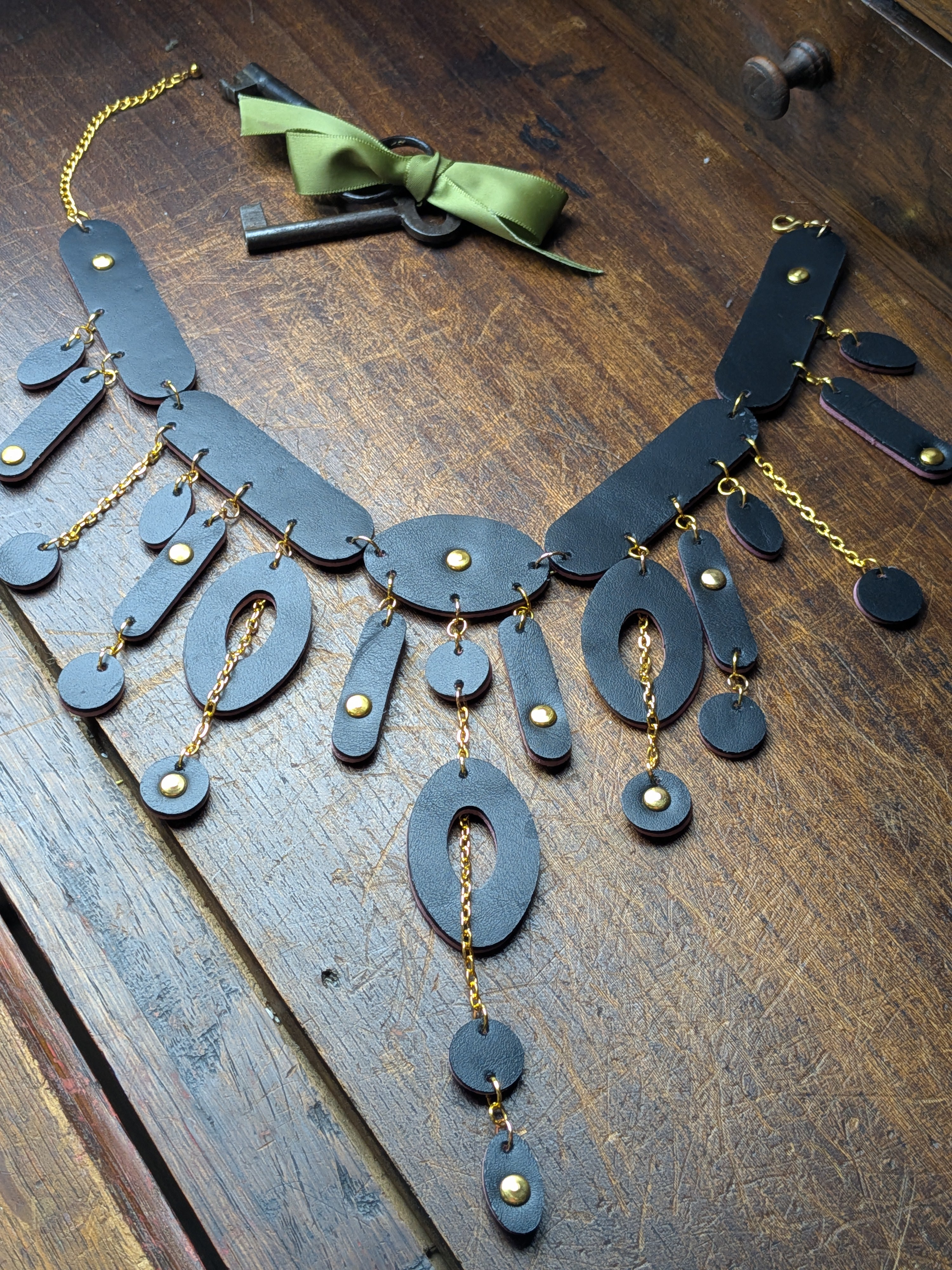 MYSTIC FLOW | Reversible Leather Statement Necklace (Aubergine & Black)