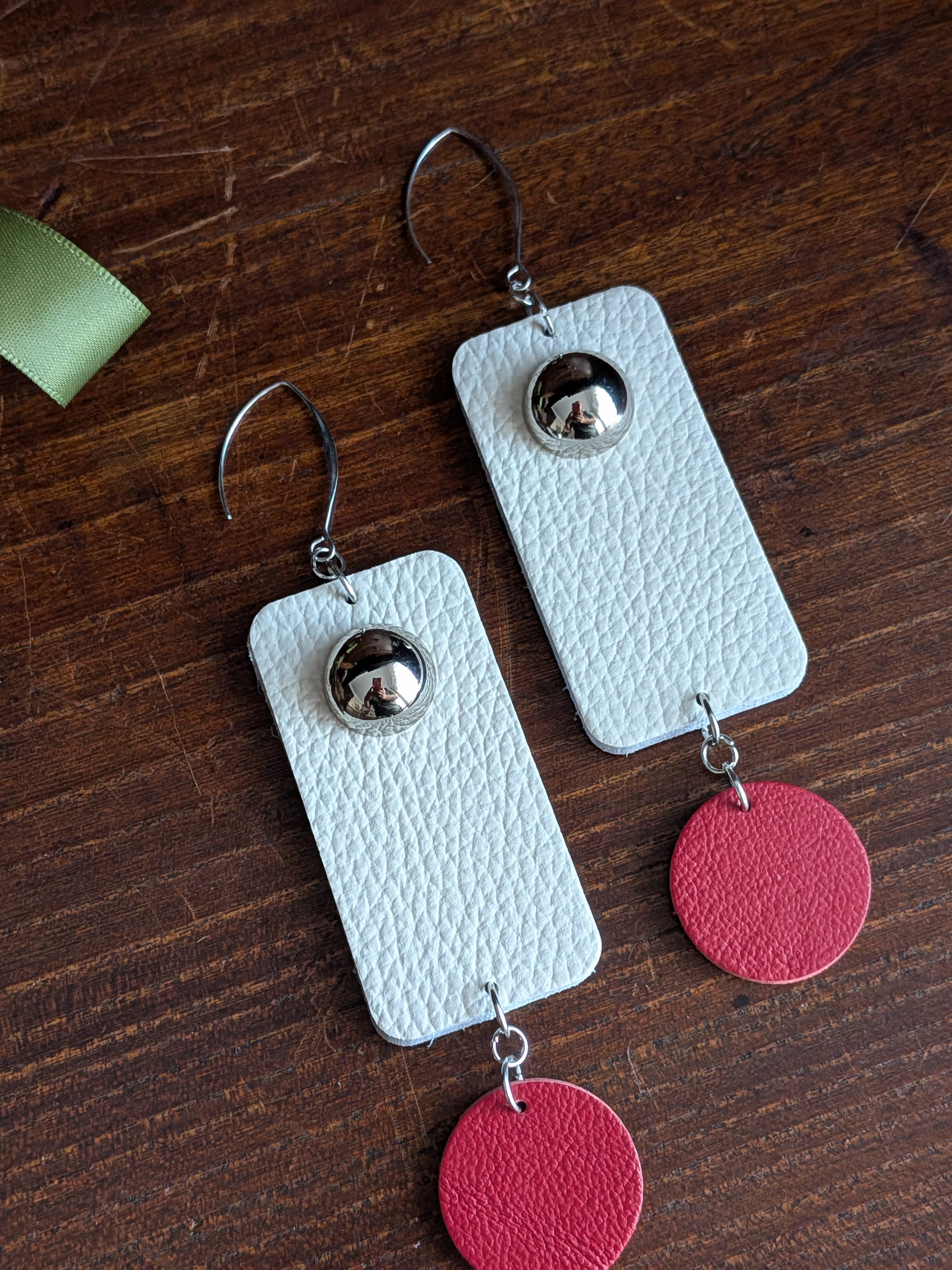 Ivory & Crimson Geometric Drop Earrings