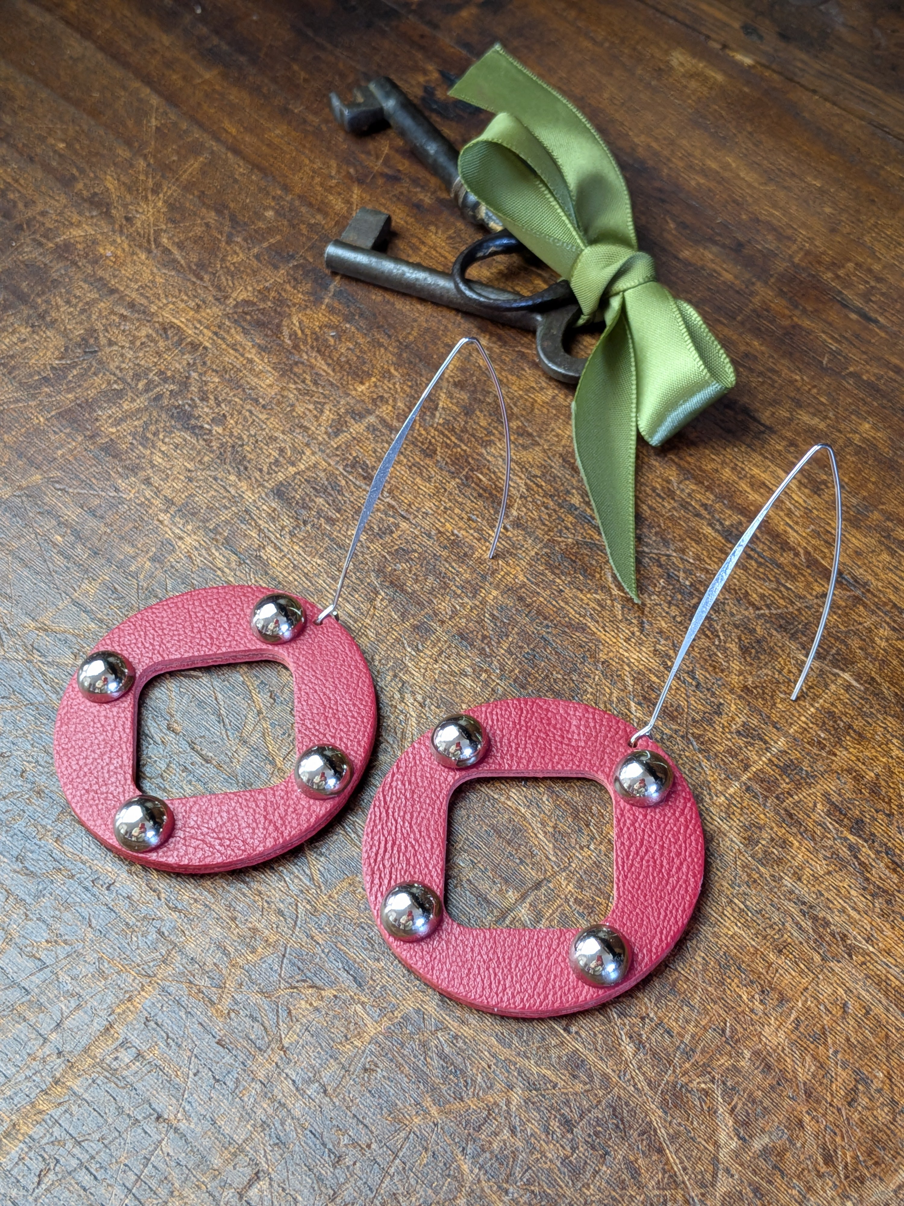 Quad-Sphere Crimson Halo Earrings