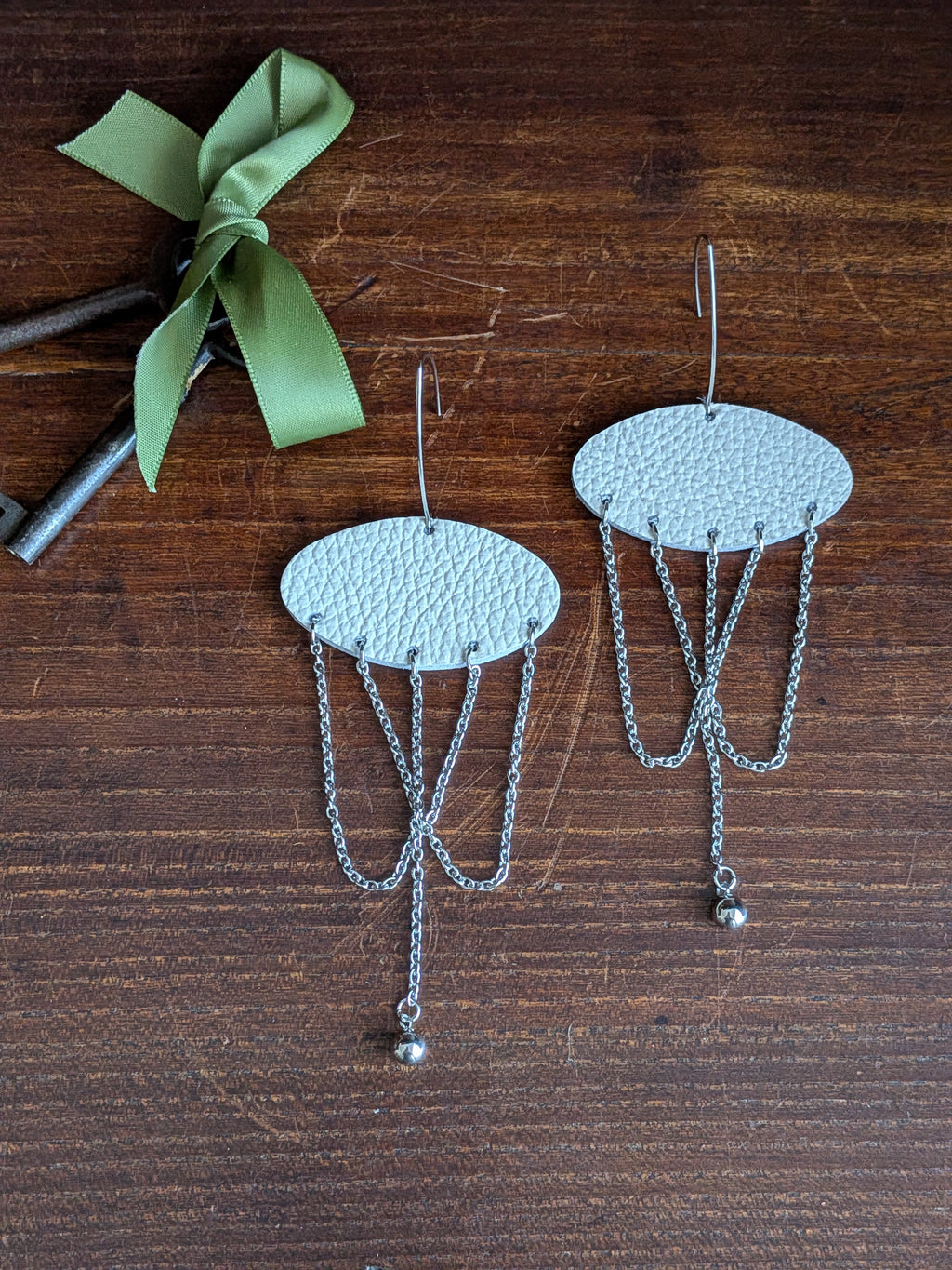 Ivory Nimbus Kinetic Chain Earrings