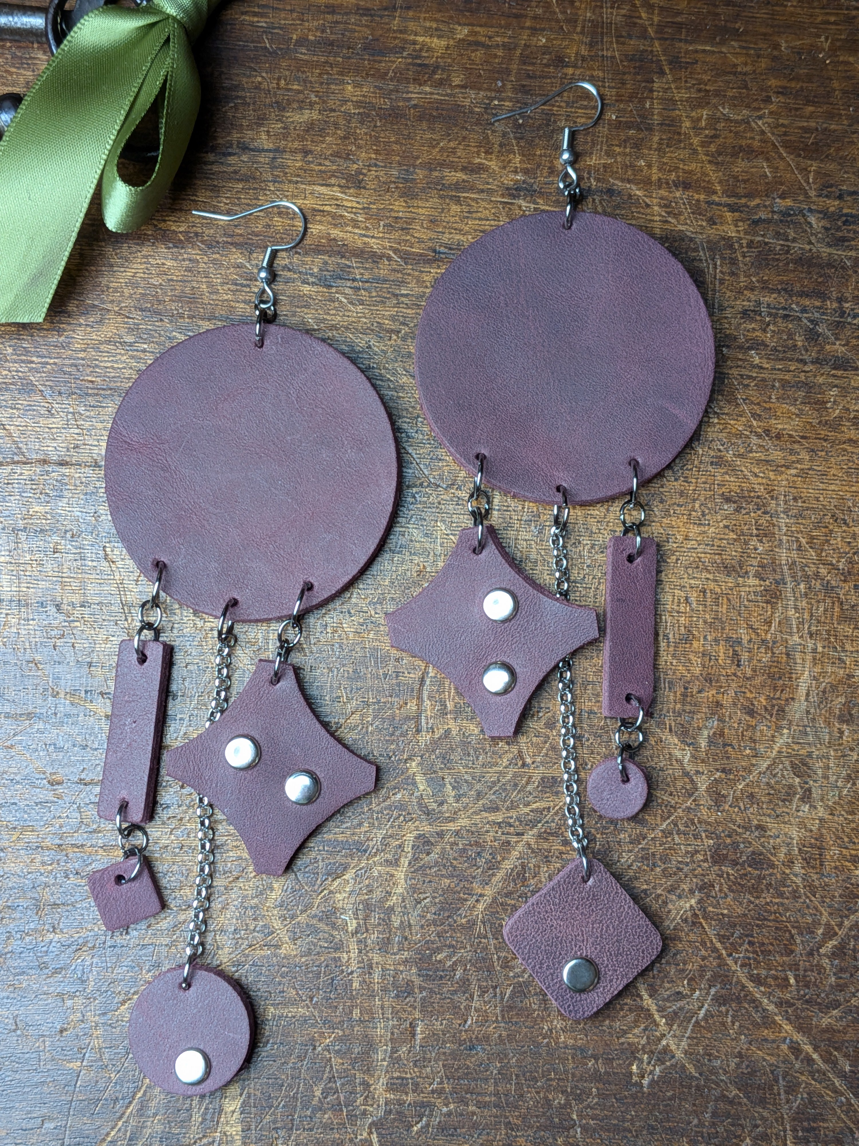 The Velvet Stellar | Wine Red Matte Leather 15cm Asymmetric Drops