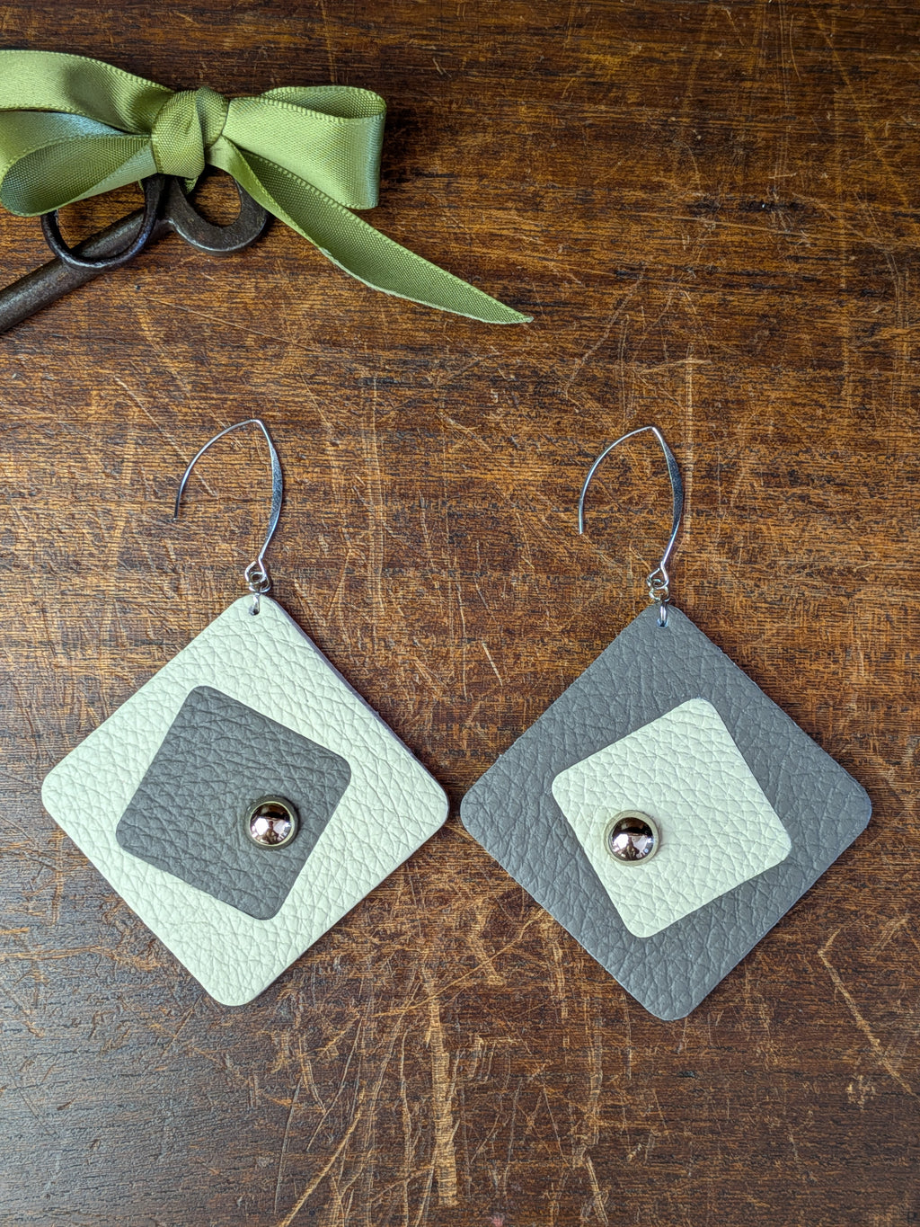 Dual Tone Rhombus Geometric Earrings