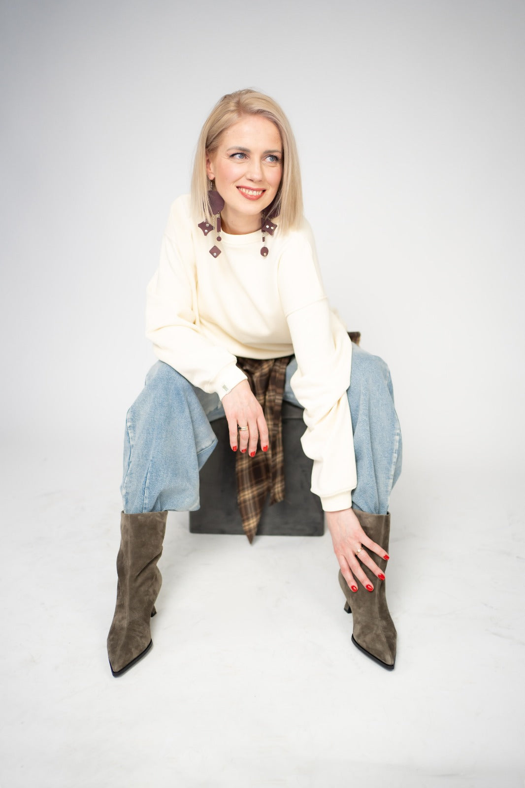 The Velvet Stellar | Wine Red Matte Leather 15cm Asymmetric Drops