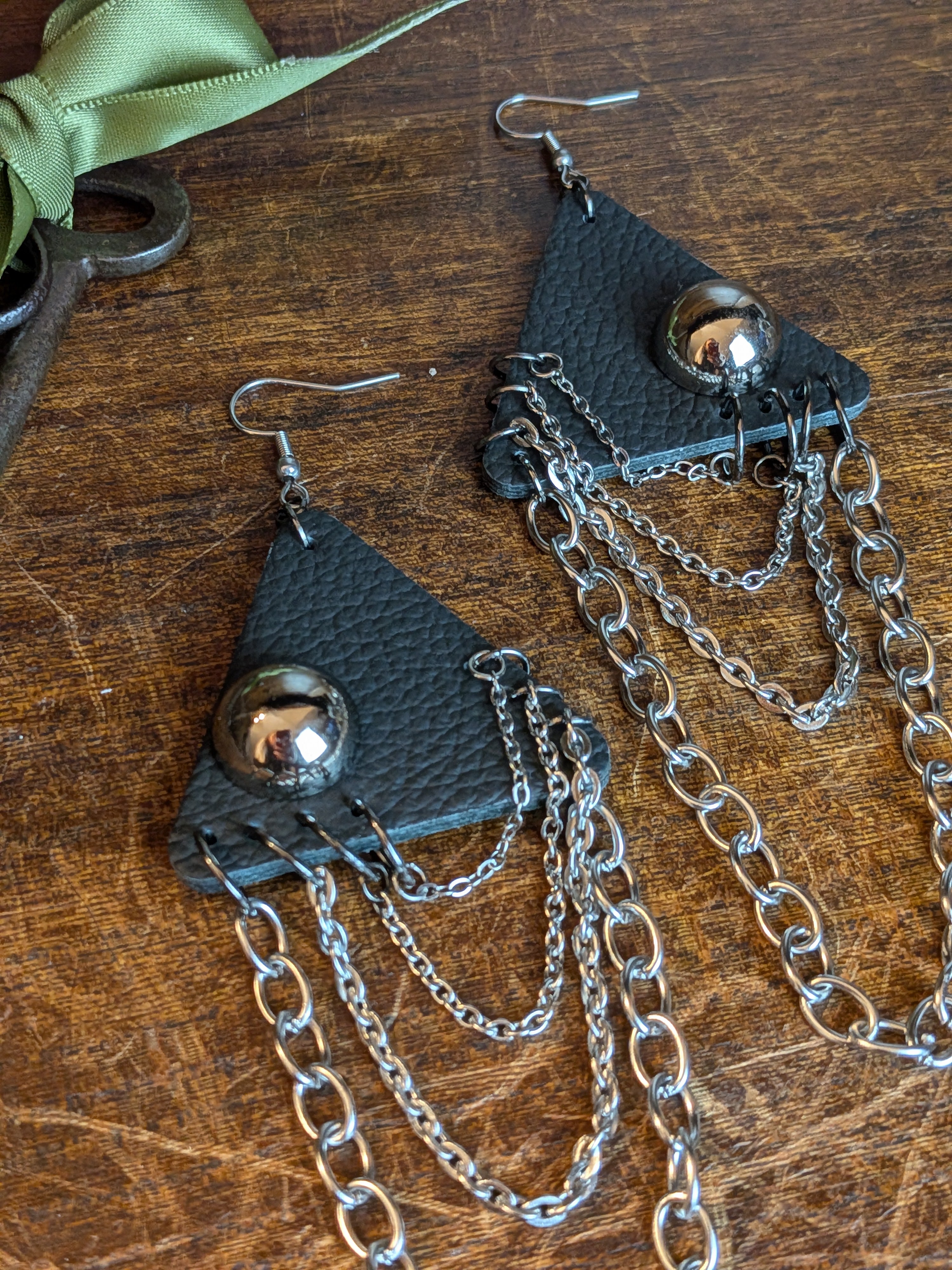 Night Shadow: Silver Peak